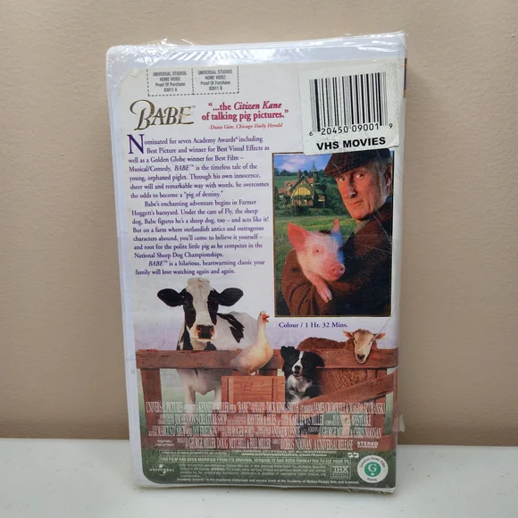 Universal Babe VHS with Colorful Farm Animals - Picture 2 of 3